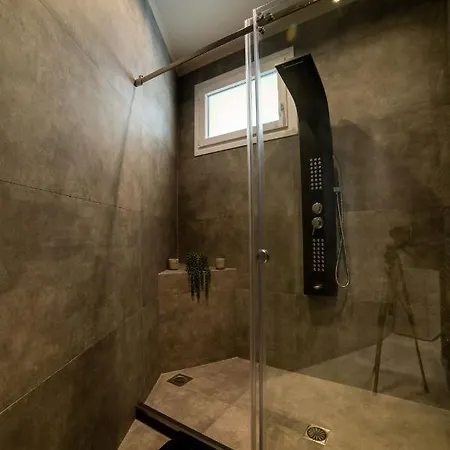 Daedalus Luxury - Seaview & Heated Pool Kontokali