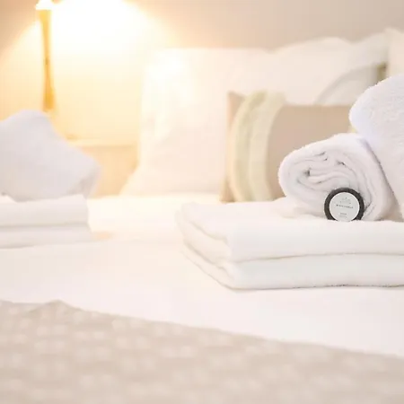 Daedalus Luxury - Seaview & Heated Pool Kontokali