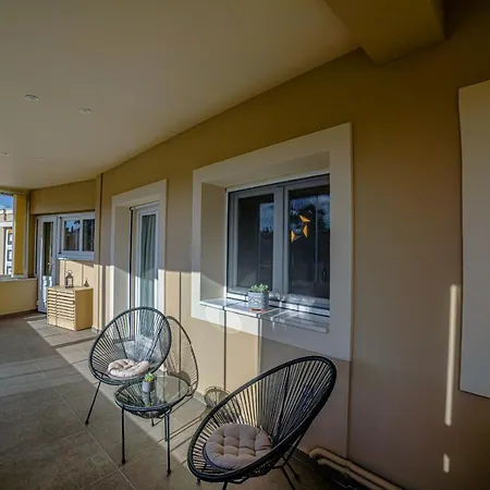 Daedalus Luxury - Seaview & Heated Pool * コントカリ
