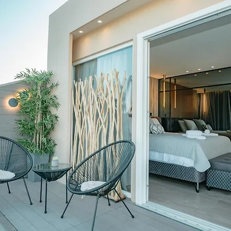 Apartment Daedalus Luxury - Seaview & Heated Pool