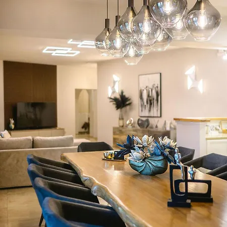 Daedalus Luxury - Seaview & Heated Pool Apartament Kontokali