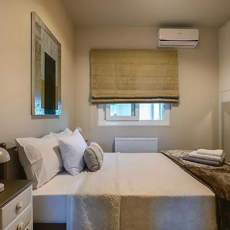 Daedalus Luxury - Seaview & Heated Pool Apartament Kontokali
